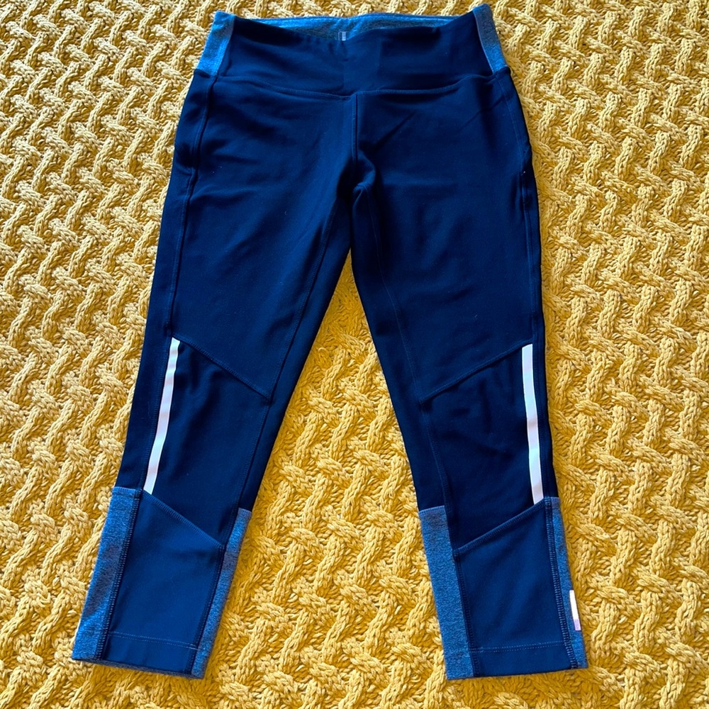 Athletic cropped leggings
